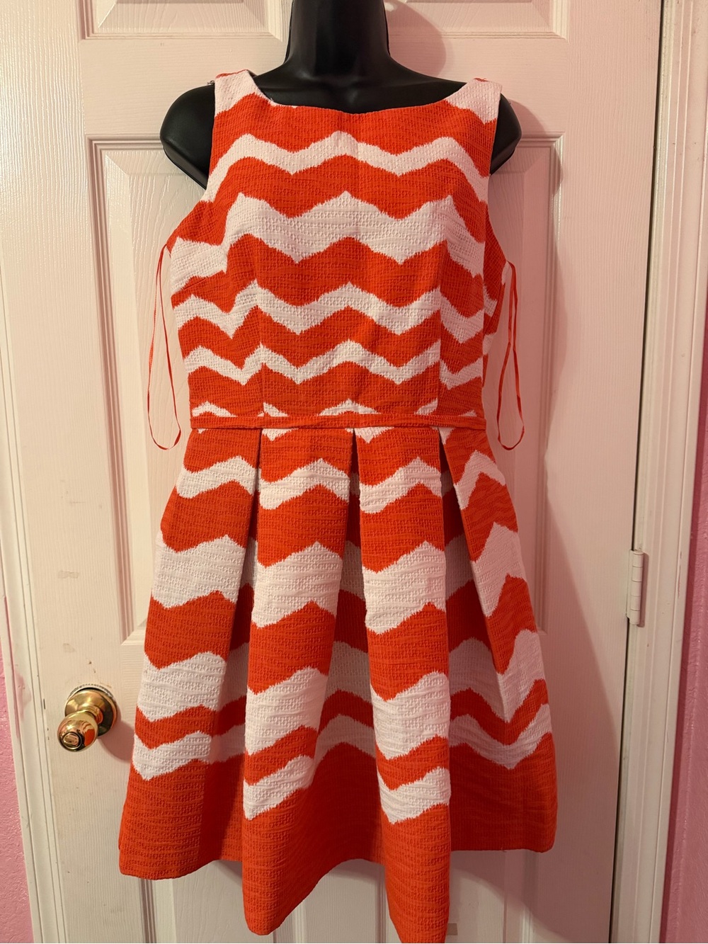 Taylor Red & White Chevron Midi Dress Sz 8